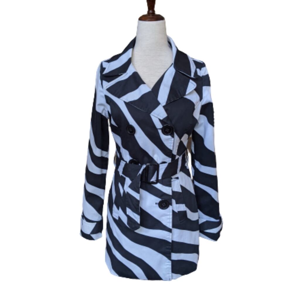 Rue21 Belted Zebra Striped Jacket Size Medium